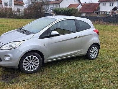 Gebraucht Ford Ka Titanium 69 PS (50 kW) 2011 Silber Kleinwagen