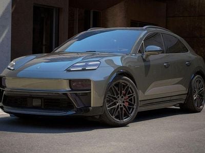 Ny Porsche Macan Turbo 469 kW (639 HK) 2026 Grøn SUV