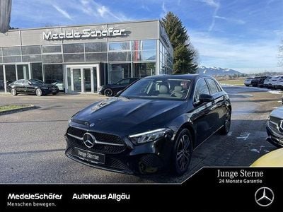 Gebraucht Mercedes A200 Progressive 163 PS (119 kW) 2024 Lack kosmosschwarz Limousine