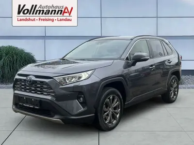 Gebraucht Toyota RAV4 Hybrid Team 218 PS (160 kW) 2024 Grau SUV
