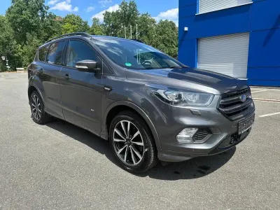 Gebraucht Ford Kuga ST-Line 182 PS (133 kW) 2018 Grau SUV