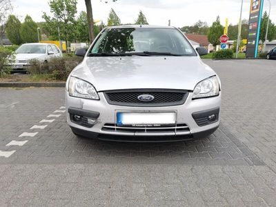 gebraucht Ford Focus 1,6 Schalter TÜV bis 07/2024