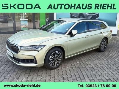 Nuova Skoda Superb Selection 150 CV (110 kW) 2026 Beige Station wagon