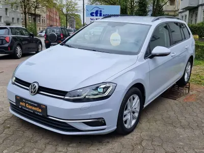 Gebraucht VW Golf VII Comfortline 116 PS (85 kW) 2018 White silver metallic Kombi