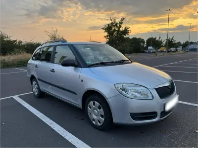 Gebraucht Skoda Fabia 70 PS (51 kW) 2009 Silber Kombi