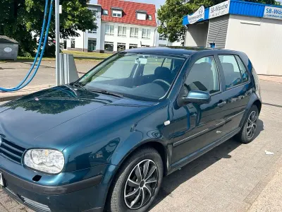 Gebraucht VW Golf IV Edition 75 PS (55 kW) 2001 Grün Limousine