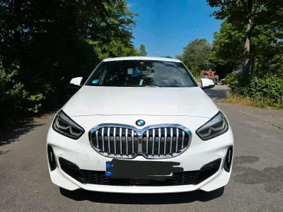 Gebraucht BMW 118 M Sport 140 PS (102 kW) 2020 Weiß Kleinwagen