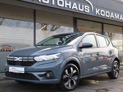 Grau Gebraucht 2025 Dacia Sandero Expression Limousine | 18.770 € (Fairer Preis)