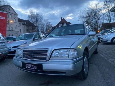 Gebraucht Mercedes C200 Elegance 136 PS (100 kW) 1996 Silber Kombi