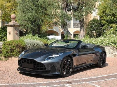 Gebraucht Aston Martin DB12 680 PS (500 kW) 2025 Grau Cabrio