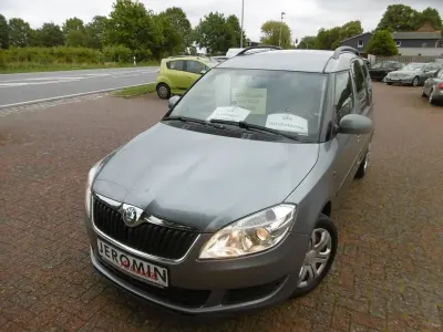 Gebraucht Skoda Roomster 86 PS (63 kW) 2013 Grau Van / Kleinbus