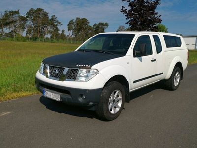 gebraucht Nissan Navara Pickup, mit Hardtop, LKW besteuert