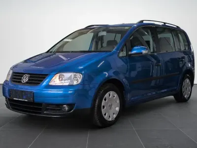Gebraucht VW Touran 102 PS (75 kW) 2004 Blau Van / Kleinbus