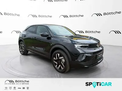 Neu Opel Mokka Edition 136 PS (100 kW) 2026 Lackierung schwarz perla nera/ SUV