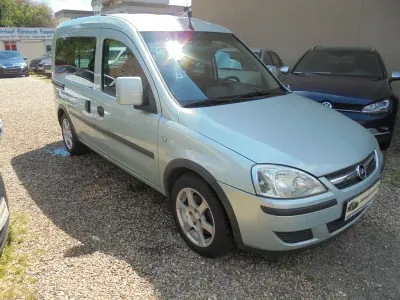 Gebraucht Opel Combo Edition 94 PS (69 kW) 2008 Grün Van / Kleinbus
