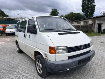 Używany VW Caravelle 68 KM (50 kW) 2000 Biały Van