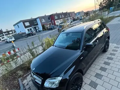 Gebraucht Mercedes GLK200 136 PS (100 kW) 2010 Schwarz SUV