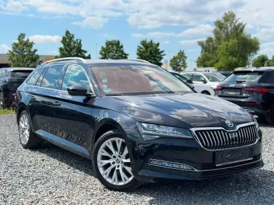 Gebraucht Skoda Superb Style 150 PS (110 kW) 2020 Schwarz Kombi