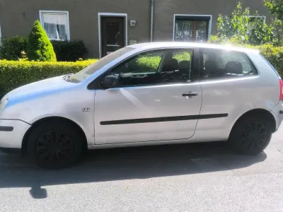 Brugt VW Polo 60 HK (44 kW) 2003 Sølv Hatchback