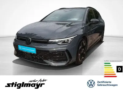 Gebraucht VW Golf VIII R-line 150 PS (110 kW) 2025 Grau Kombi
