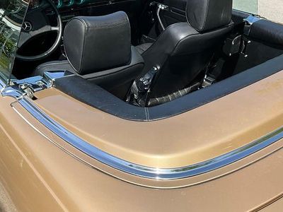 Gebraucht Mercedes SL300 179 PS (131 kW) 1986 Gold Cabrio