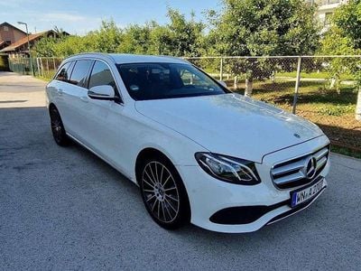 Mercedes E200