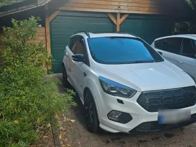 Gebraucht Ford Kuga ST-Line 242 PS (177 kW) 2018 Weiß SUV