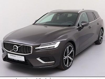 Gebraucht Volvo V60 Plus 350 PS (257 kW) 2025 Grau Kombi