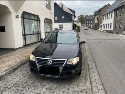 gebraucht VW Passat 1.9 TDI ,Hat TÜV ,Paar Macken ,Anhänger Kupplung .