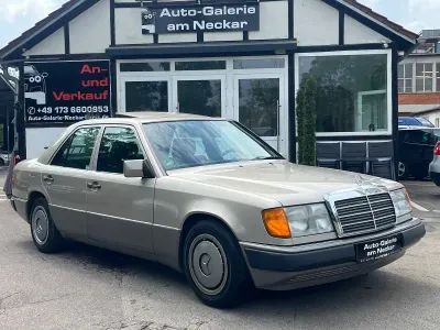 Gebraucht Mercedes E260 160 PS (117 kW) 1991 Beige Limousine