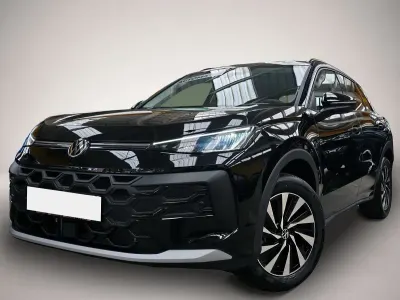 Neu VW T-Roc Life 150 PS (110 kW) 2026 Schwarz SUV
