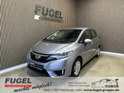 Gebraucht Honda Jazz Comfort 102 PS (75 kW) 2017 Lunar silver m. Kleinwagen