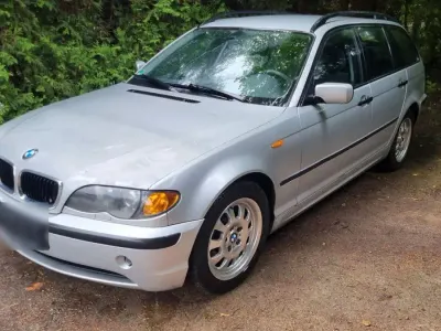 Gebraucht BMW 320 Basis 150 PS (110 kW) 2002 Silber Kombi