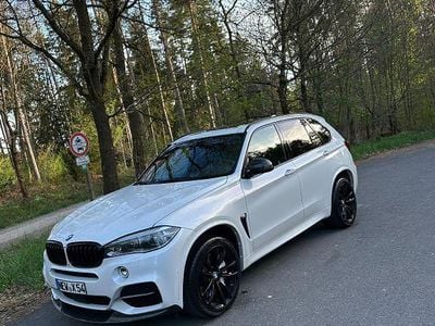 BMW X5 M50