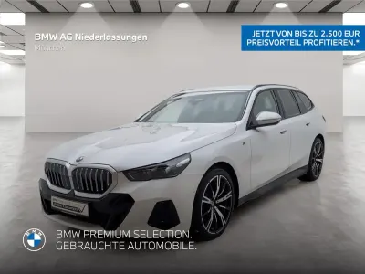 Gebraucht BMW 520 M Sport 197 PS (144 kW) 2025 Weiß Kombi