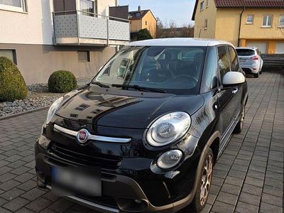 Gebraucht Fiat 500L Trekking 120 PS (88 kW) 2016 Schwarz Van / Kleinbus