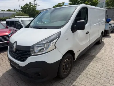 Gebraucht Renault Trafic Komfort 120 PS (88 kW) 2016 Weiß Van / Kleinbus