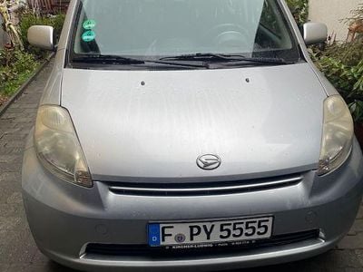 Gebraucht Daihatsu Sirion 69 PS (50 kW) 2006 Grau Kleinwagen