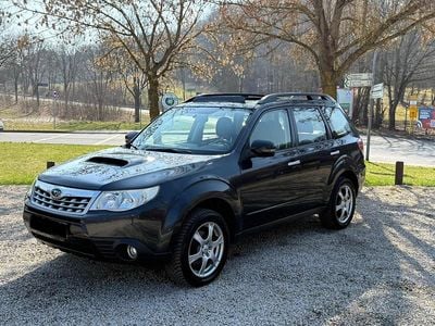 Gebraucht Subaru Forester 2012 Grau SUV