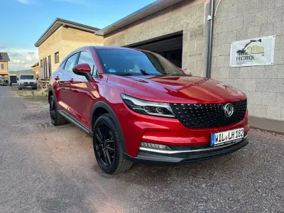 Gebraucht DFSK Fengon 137 PS (100 kW) 2022 Rot SUV