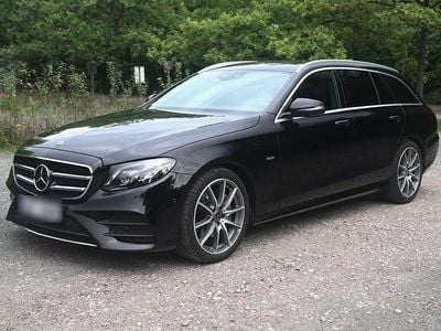 Second-hand Mercedes E220 AMG 194 CP (142 kW) 2020 Negru Break
