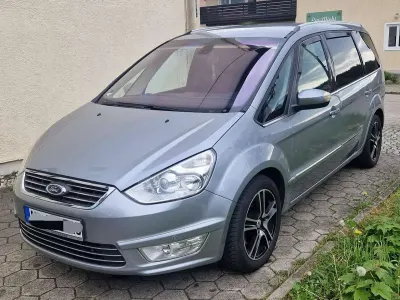 Gebraucht Ford Galaxy Titanium 163 PS (119 kW) 2012 Grau Van / Kleinbus