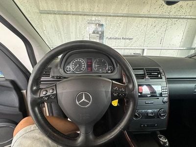 Mercedes A200