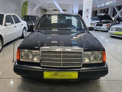 Second-hand Mercedes 300 147 CP (108 kW) 1991 Albastru Hatchback