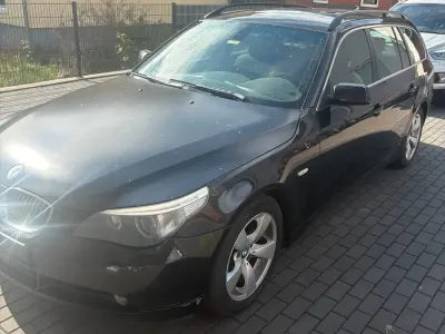 Usata BMW 525 177 CV (130 kW) 2007 Nero Station wagon