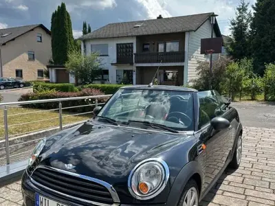 Gebraucht Mini One Cabriolet 98 PS (72 kW) 2011 Schwarz Cabrio