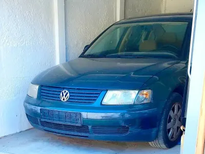 Second-hand VW Passat 150 CP (110 kW) 1996 Verde Berlinǎ