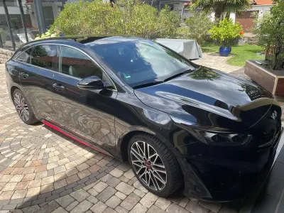 Gebraucht Kia ProCeed GT 204 PS (150 kW) 2024 Schwarz Kombi