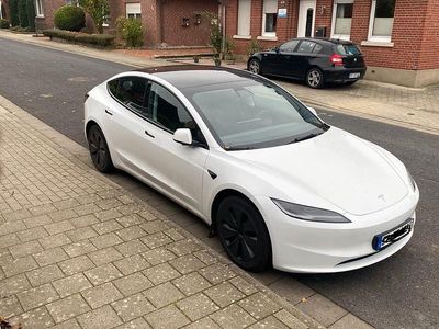Gebraucht Tesla Model 3 Performance 377 kW (513 PS) 2022 Weiß Limousine