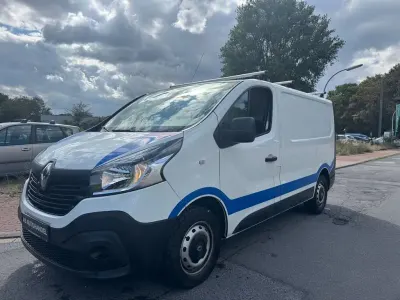 Gebraucht Renault Trafic 95 PS (69 kW) 2018 Weiß Van / Kleinbus